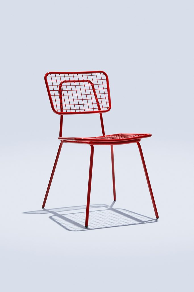 Opla Outdoor Chair in Red