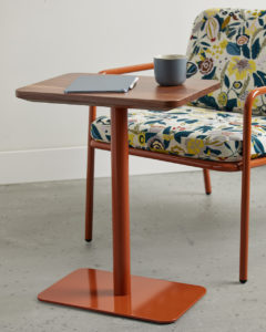 Onesima Laptop Table with Rita Lounge Chair