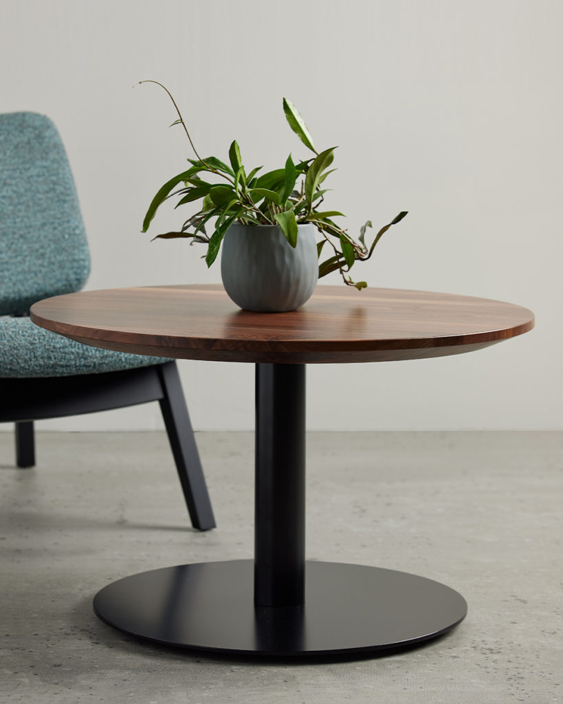 Onesima round occasional table with plant