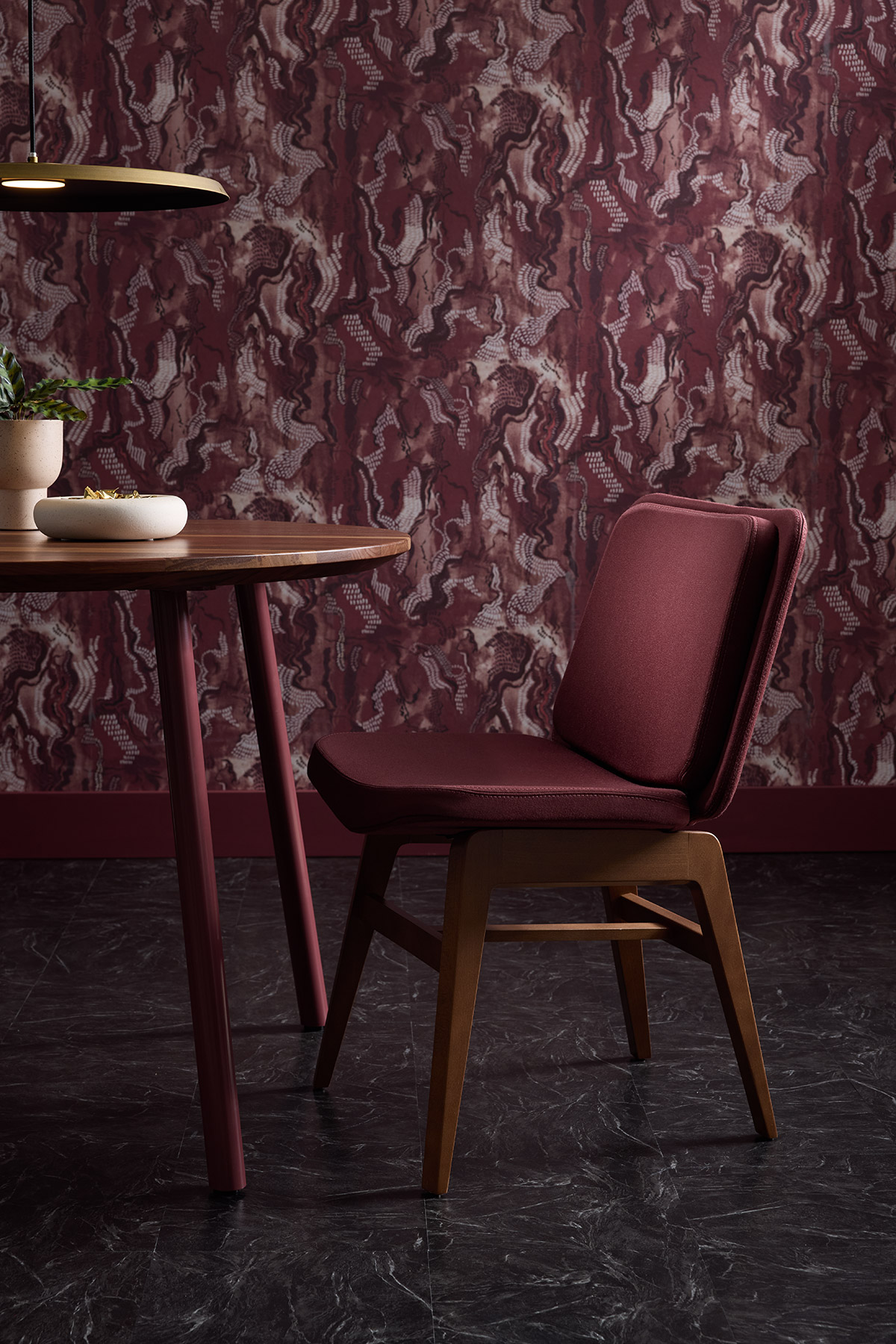 burgundy-alfred-wood-clyde-table-detail