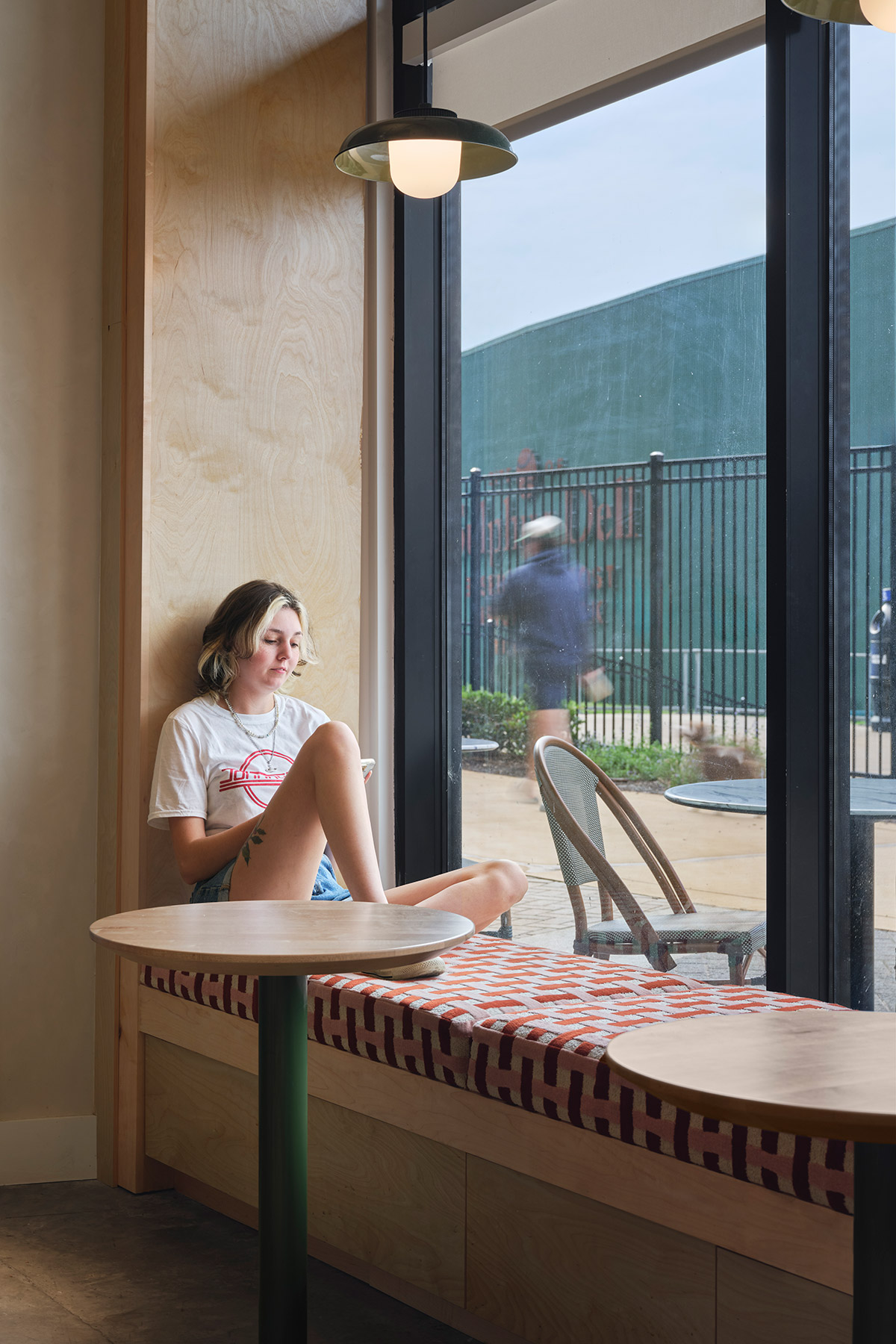 retrograde-coffee-cafe-window-nook