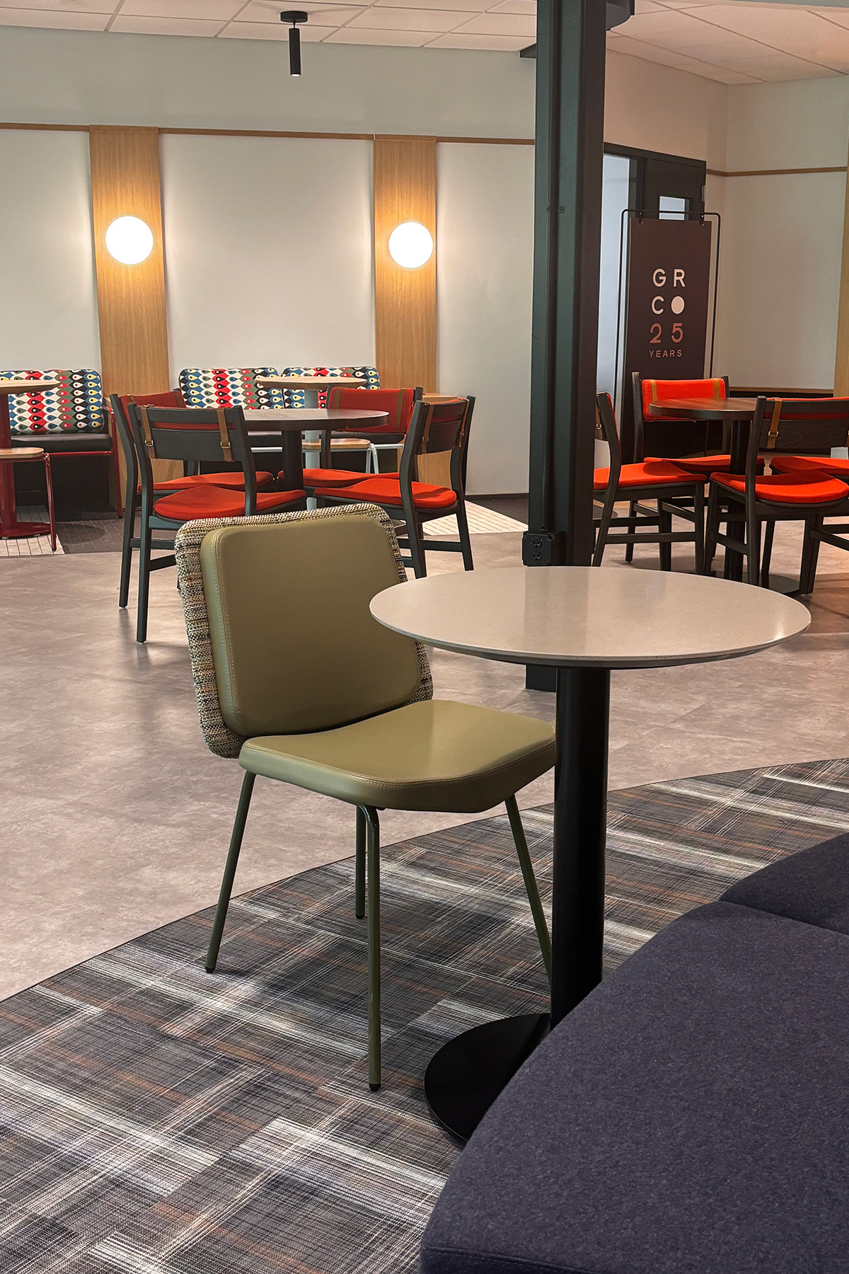 grc-family-room-alfred-dining-chair-highlight